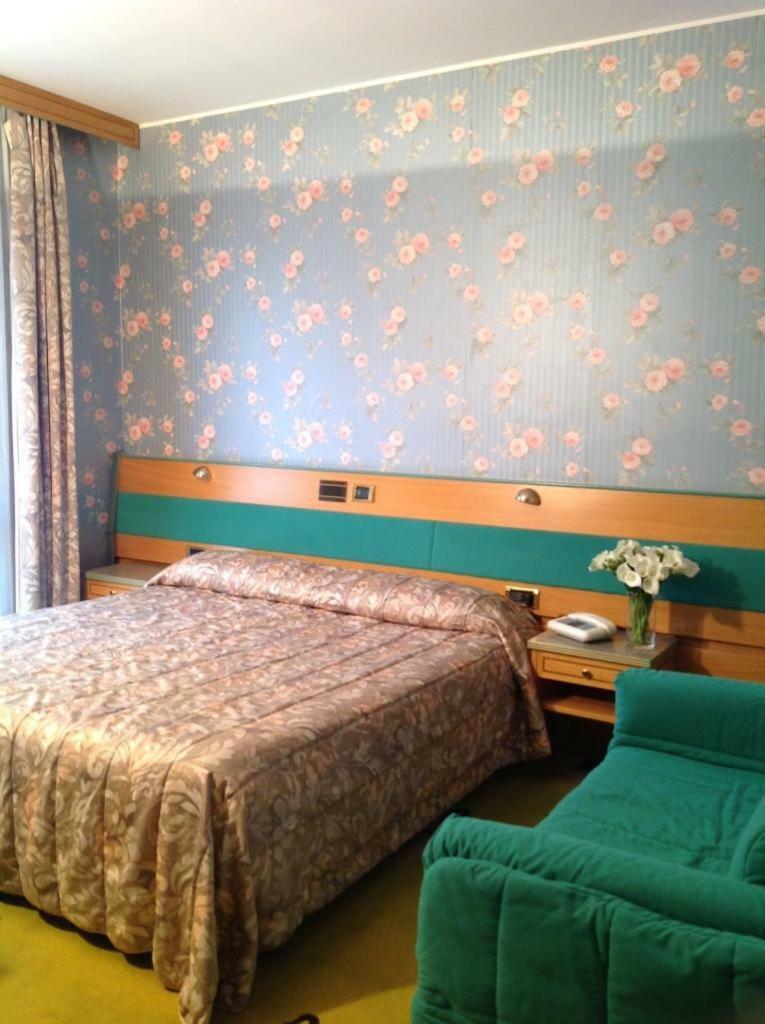Hotel Ristorante Gromo Zewnętrze zdjęcie